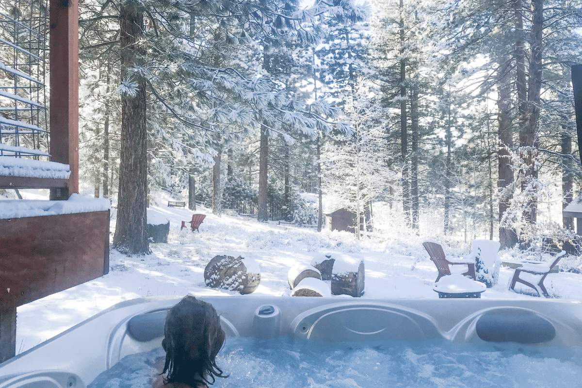 Christmas Cheer: A Guide to Jacuzzi Installation